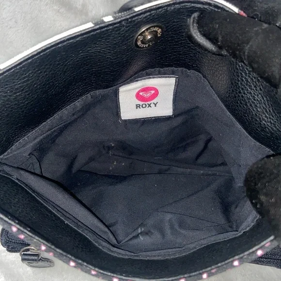 Floral Pink and Black Wristlet Clutch from Roxy - Picture 13 of 15